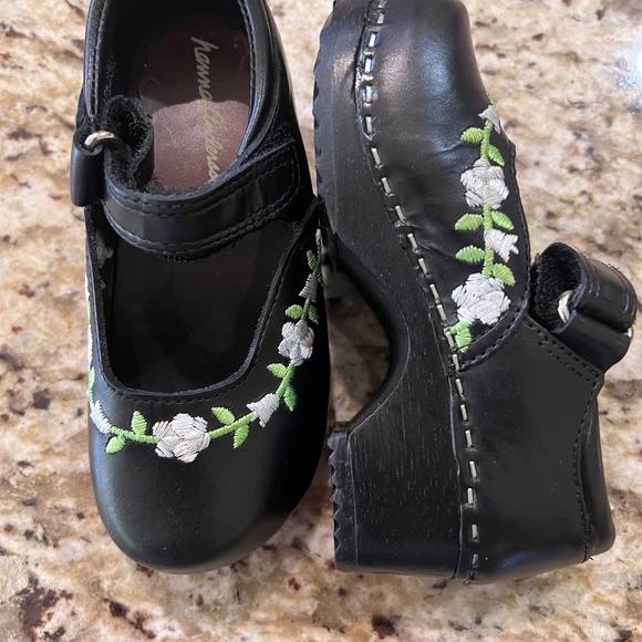 VINTAGE HANNA ANDERSSON MARY JANE CLOGS black Leather!! Fit like toddler 6.5!!! - Picture 11 of 16